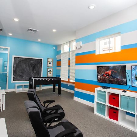 Themed Disney House 5 Min To Disney Parks, Heated Pool, Jacuzzi, Gym And More オーランド エクステリア 写真