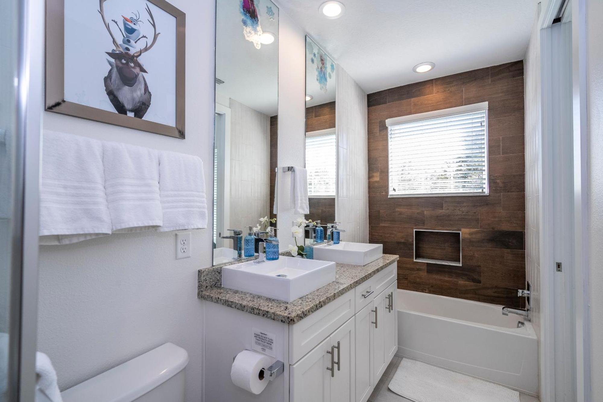 Themed Disney House 5 Min To Disney Parks, Heated Pool, Jacuzzi, Gym And More オーランド エクステリア 写真