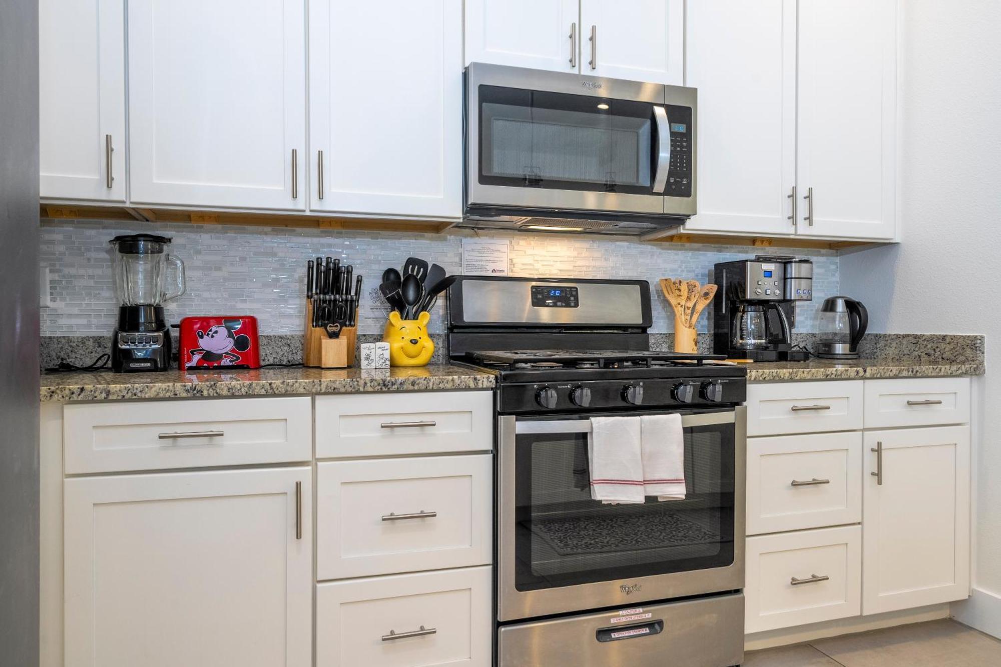 Themed Disney House 5 Min To Disney Parks, Heated Pool, Jacuzzi, Gym And More オーランド エクステリア 写真